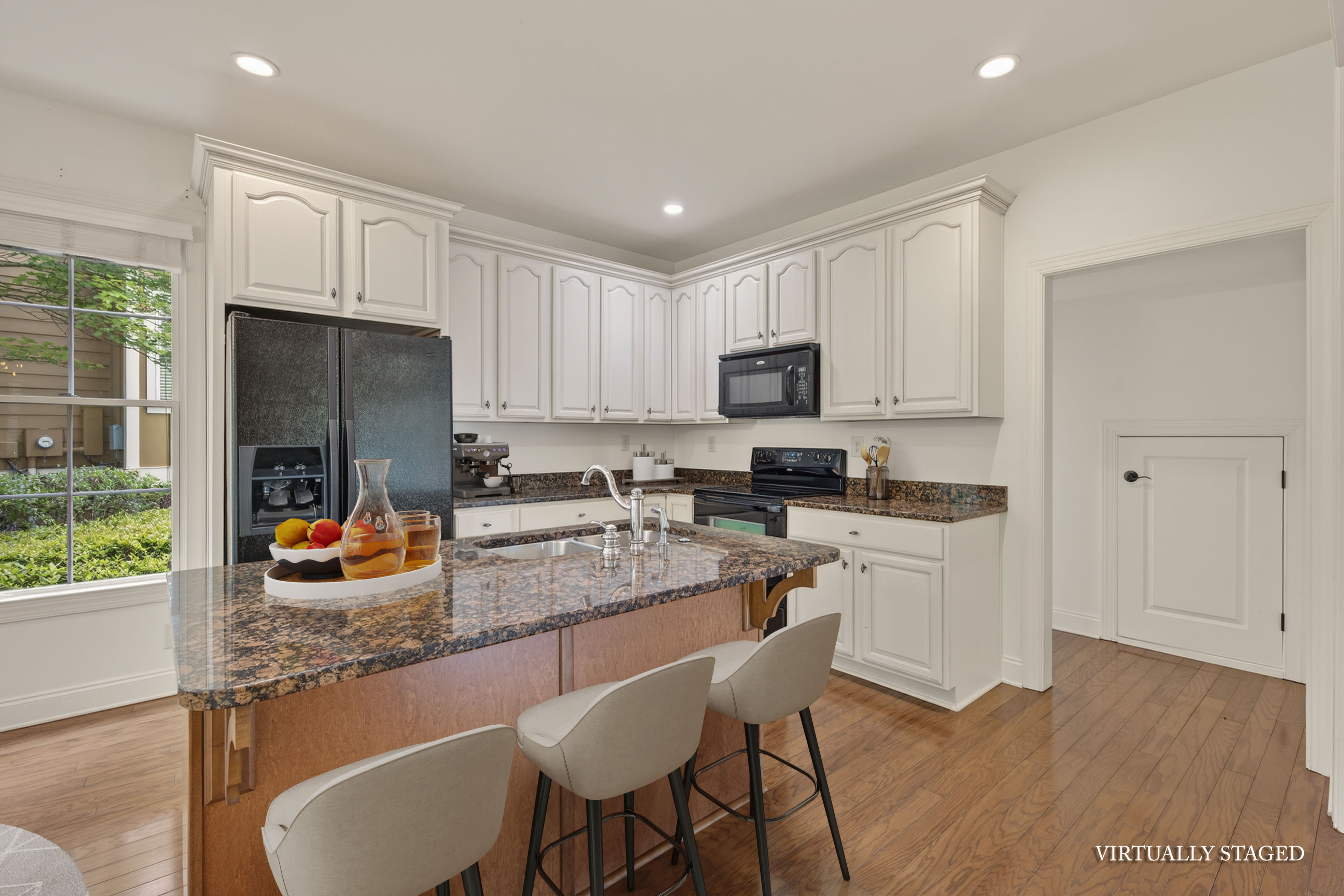 1110 Starboard Drive image 12